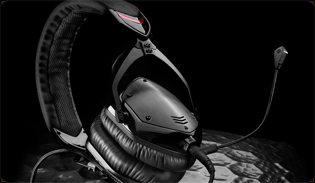 Game Centered: The Best Gaming Headphones for iOS Core Gamers.