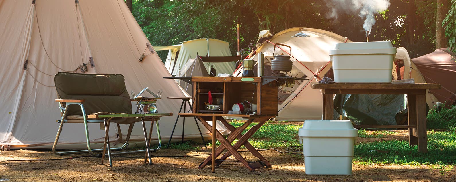 Top 13 Camping Gadgets To Carry For Tech-Savvy Young Adults in [2024]