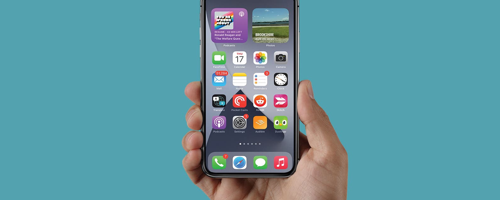 How to Customize Your iPhone Dock in iOS 15
