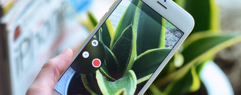 how to instantly send photos and videos in messages