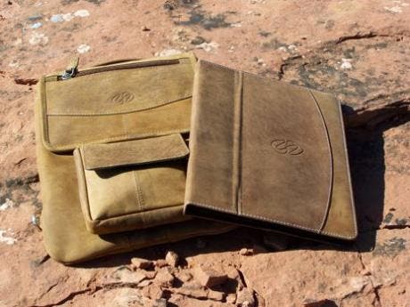 Siva's Reviews: MacCase Flight Jacket