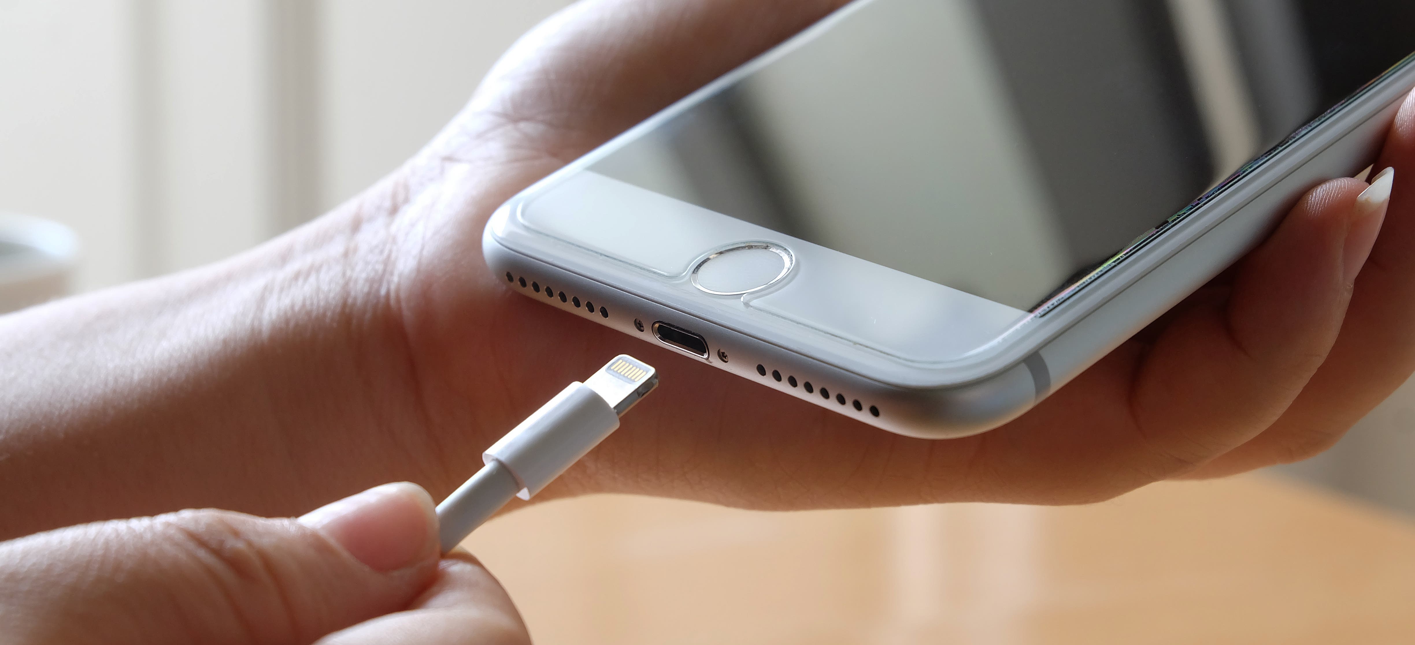 iOS 14 Draining Your iPhone Battery Life? 13 Ways to Save Battery on Your  iPhone