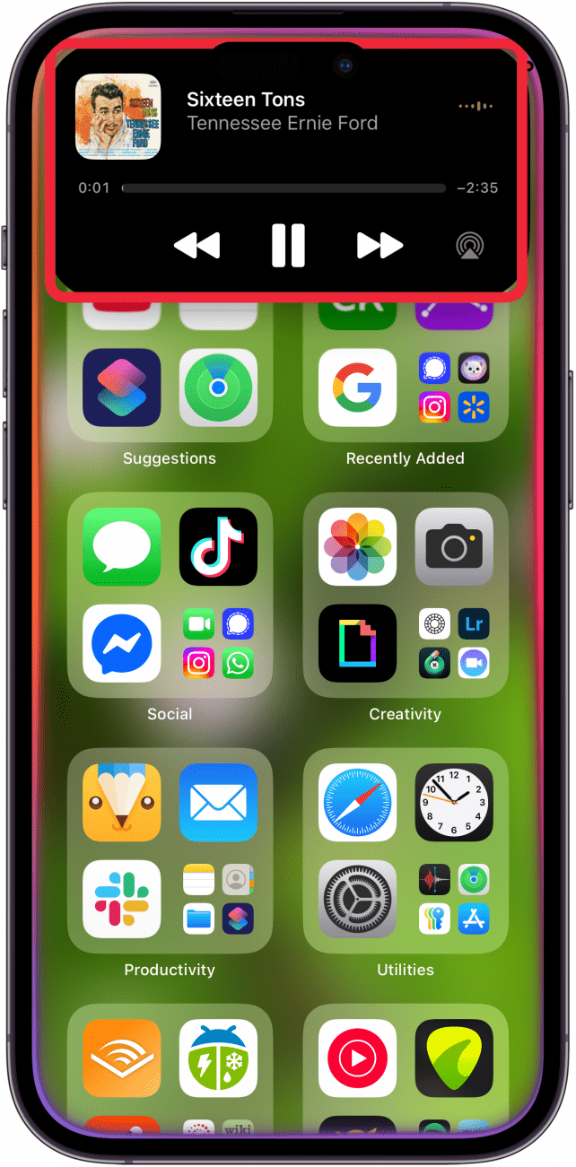 ask siri to open music app and play a song