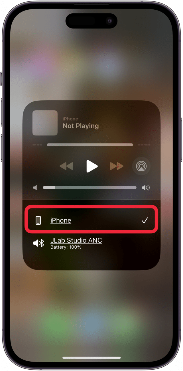 audio output should be switched from headphones