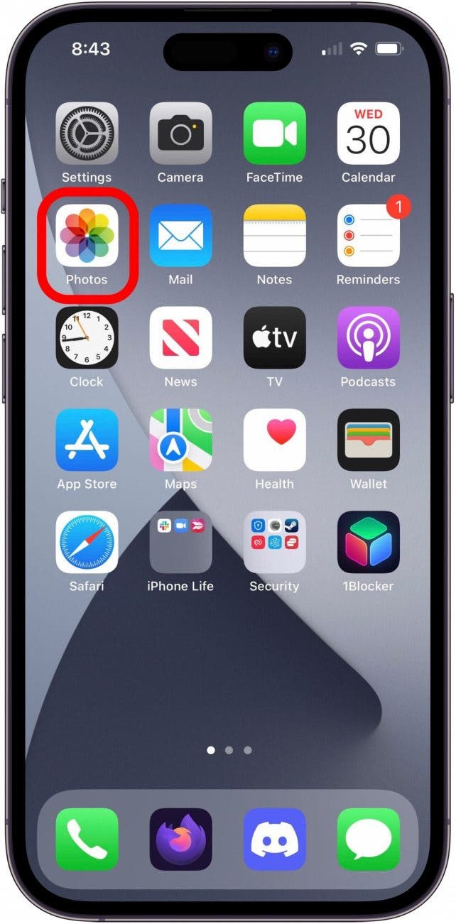 iPhone 13 Home screen, with Photos app marked