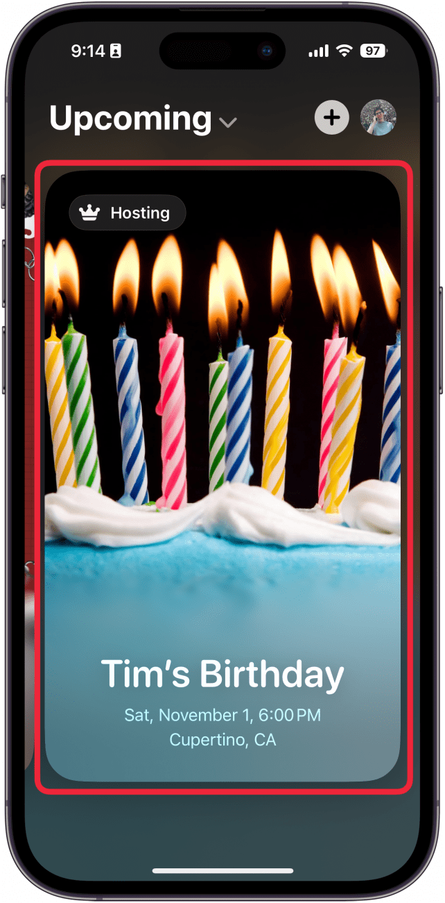 iphone invites app home screen displaying an invite with a red box around the invite