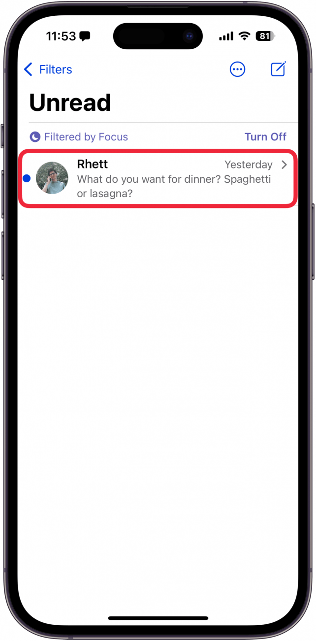 iphone messages app displaying unread messages with a red box around an unread text