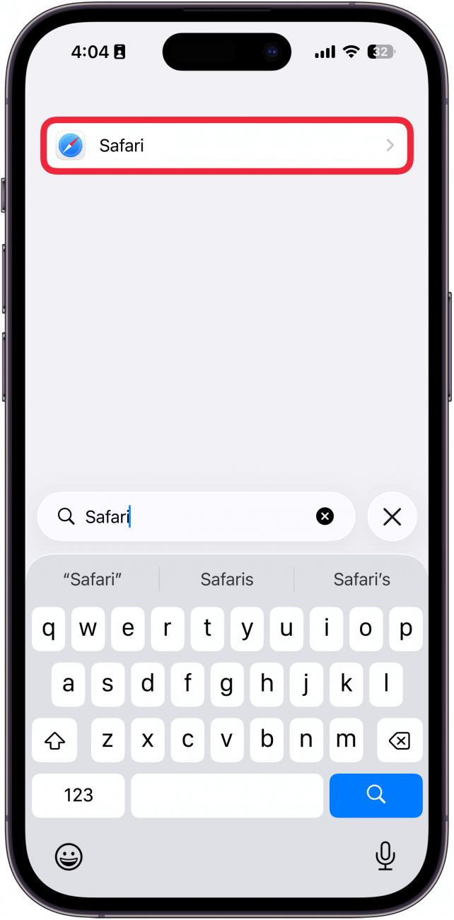 a screenshot of the app list on iphone with a red box around safari