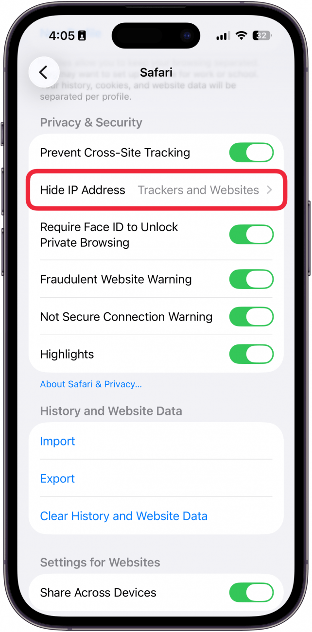 a screenshot of safari settings on iphone with a red box around hide ip address