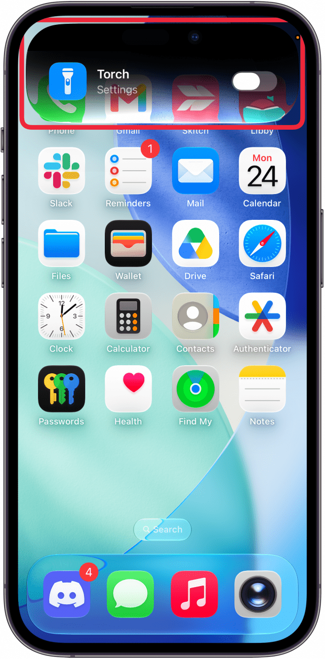 a screenshot of the iphone home screen displaying a siri toggle for the flashlight that is disabled
