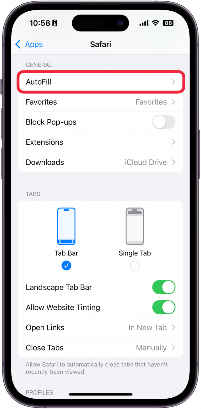 iphone safari settings with autofill circled in red