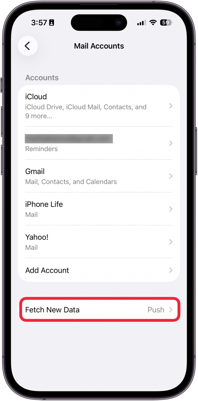 a screenshot of iphone mail accounts settings with a red box around fetch new data