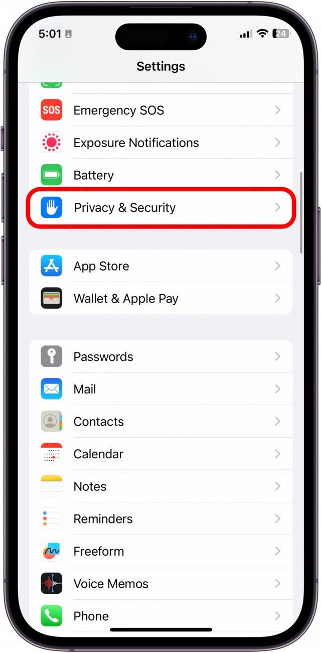 What Does Live Mean on Find My iPhone?