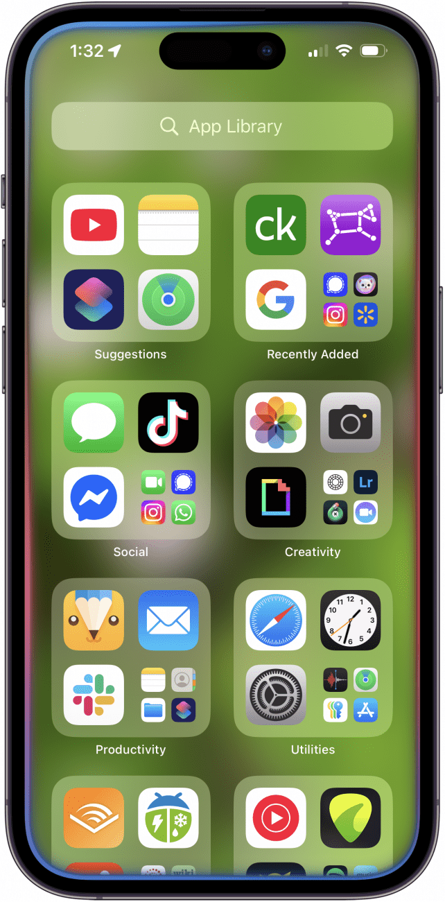 siri open on iphone screen