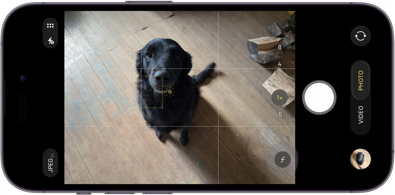 hold iphone steadt and tap area of focus for photo