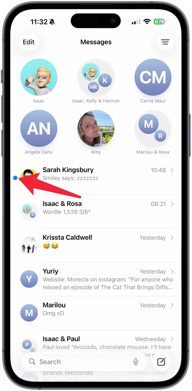 The message will now be marked with a blue dot.