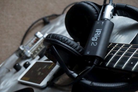 Image for article: iRig 2 Review: A Guitar Rig That Turns the iPhone into a Portable Studio!