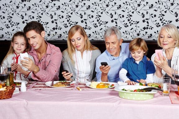 Image for article: 8 Smartphone Etiquette Rules Everyone Should Follow!