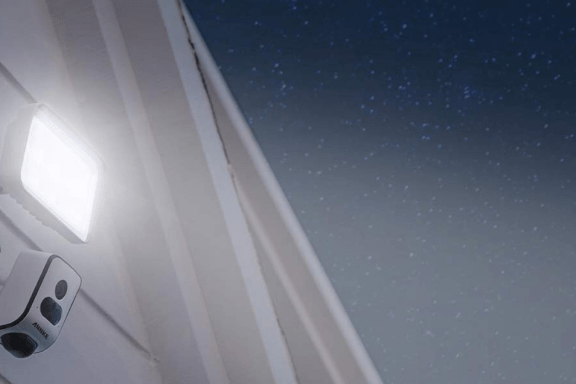 Image for article: Review: ANNKE Smart Floodlight Includes HD Camera, Siren & More