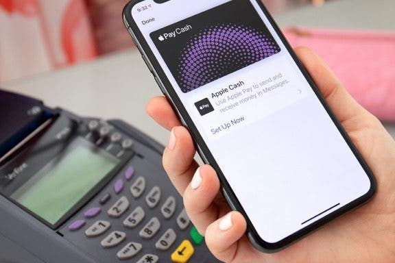 Image for article: Can You Use Apple Pay with a QR Code?