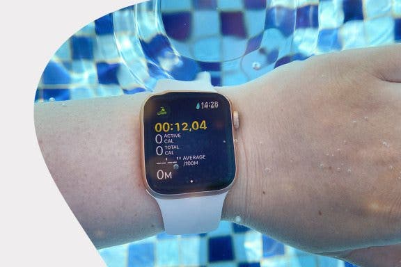 Image for article: Can I Swim with My Apple Watch? Swim Tracking 101