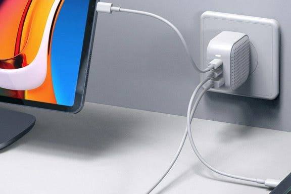 Image for article: Best Power Banks & Chargers for Mac & iPad Pro