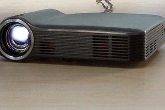Image for article: The Brookstone HDMI Pocket Projector Pro Can Mirror Your iPhone on a 115-Inch Screen