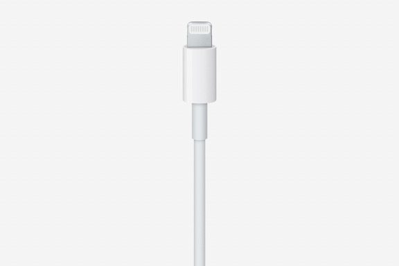 Image for article: How to Tell if an iPhone Cord is Safe for Charging