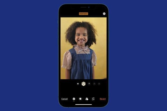 Image for article: How to Find, Share, Favorite & Edit Featured Photos on iPhone