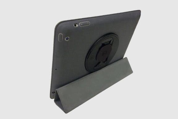 Image for article: Review: G-Hold Can Prevent You from Dropping Your iPad