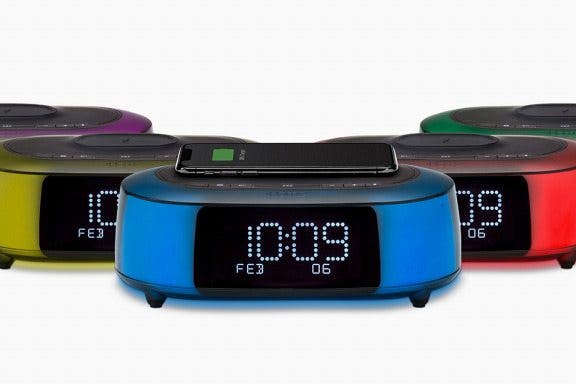 Image for article: Review: iPhone Alarm Clock Dock & Speaker Hits Most of the High Notes