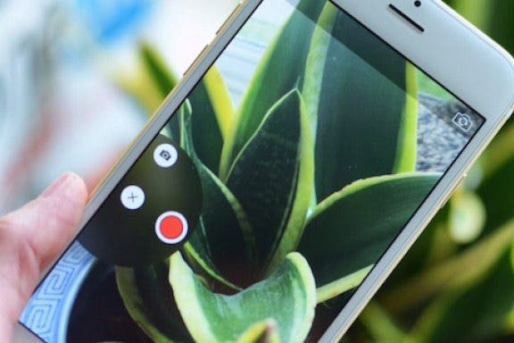 Image for article: How to Instantly Send Photos in Messages 
