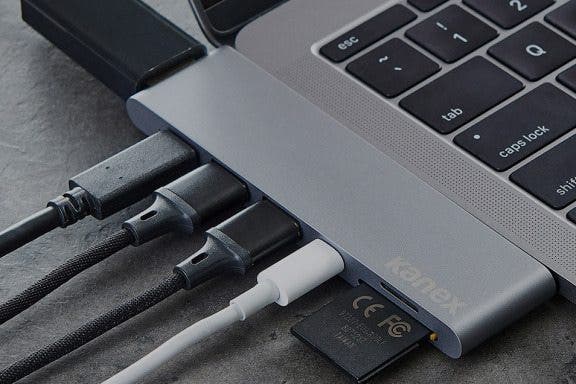 Image for article: Review: iAdapt 7-in-1 Multiport USB-C Hub with Card Reader for MacBook Pro