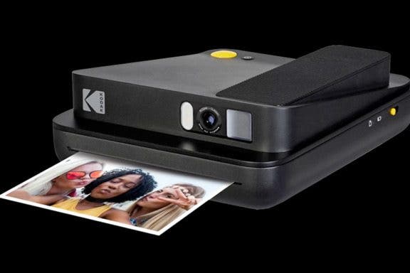 Image for article: Review: Kodak Smile Classic 2-in-1 Camera & Printer