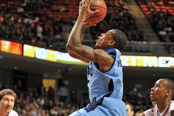 Image for article: Watch March Madness Live 2025 without Cable on Apple Devices