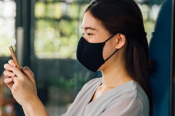 Image for article: Unlocking Your iPhone While Wearing a Mask Gets Easier Thanks to New iOS Update
