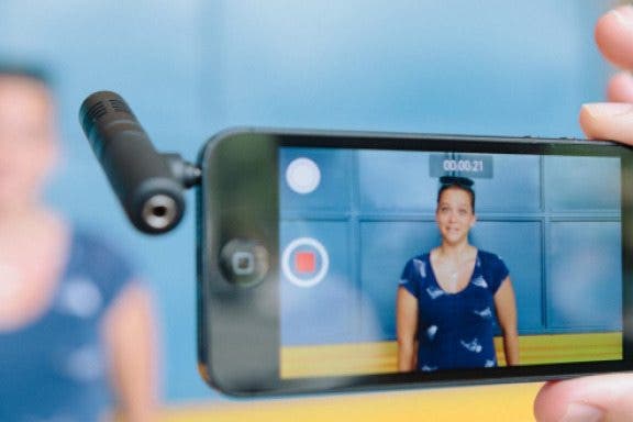 Image for article: Review: External iPhone Microphones from AmpRidge