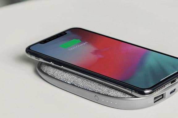 Image for article: Review: Portable 5K Wireless Charger from Moshi
