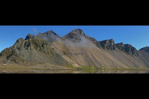 Image for article: How to Switch Directions in Panorama Mode on Your iPhone