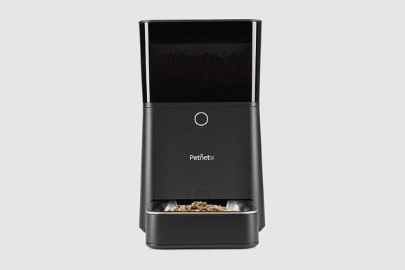 Image for article: Review: Add a Smart Pet Feeder to Your Smart Home
