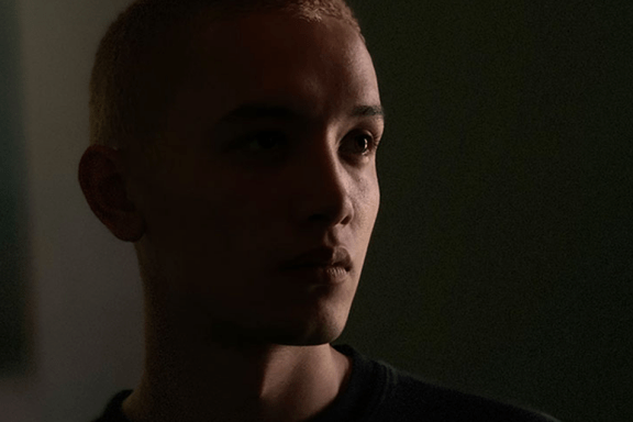 Image for article: How to Adjust Portrait Mode Lighting on the iPhone