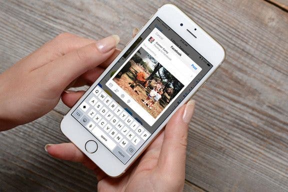 Image for article:  How to Upload Photos to Social Media (Facebook, Twitter, Instagram) on iPhone