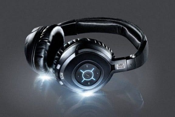 Image for article: Get Set for Summer Travel with the Sennheiser MM 550-X Bluetooth Headphones