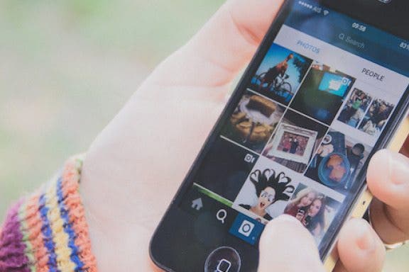 Image for article: How to Drag-Select Multiple Photos