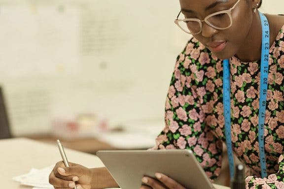 Image for article: 5 Apps to Start Your Side Hustle