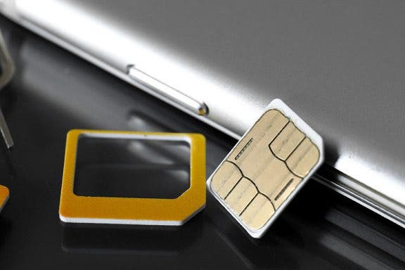 Image for article: How to Switch the SIM Card on Your iPhone