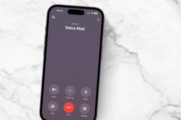 Image for article: How to Go Straight to Voicemail on an iPhone Call