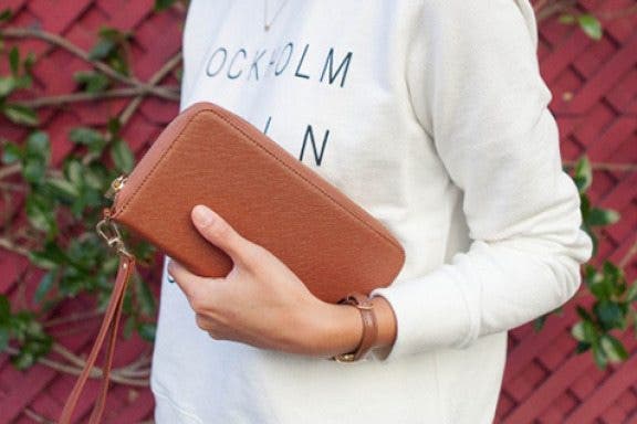 Image for article: Best Tech Gifts for the Grads of 2016