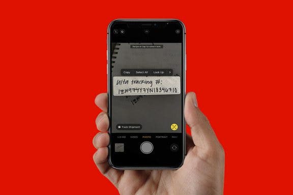 Image for article: How to Track a Shipment with Live Text on iPhone