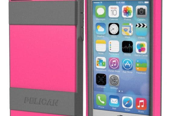 Image for article: Adventure-Proof Your iPhone with the Heavy-Duty Voyager for the iPhone 5/5s
